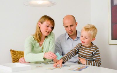 Fyysisestä läheisyydestä opettaminen pienille lapsille: vinkkejä vanhemmille