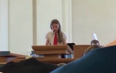 Vastine videoon 12-vuotiaasta tytöstä, joka julistautui lesboksi todistuskokouksessa