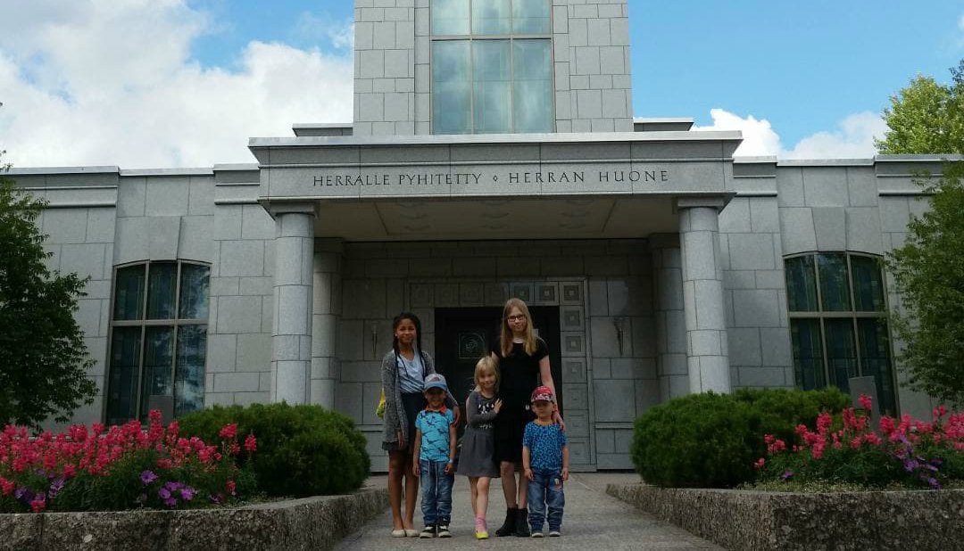 12-vuotiaan Sonjan ajatuksia temppelistä