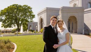 Mormonit eli MAP-kirkon jäsenet haluavat naimisiin saman uskontokunnan jäsenen kanssa, sillä heidän käsityksensä mukaan he voivat olla yhdessä myös kuoleman jälkeen.