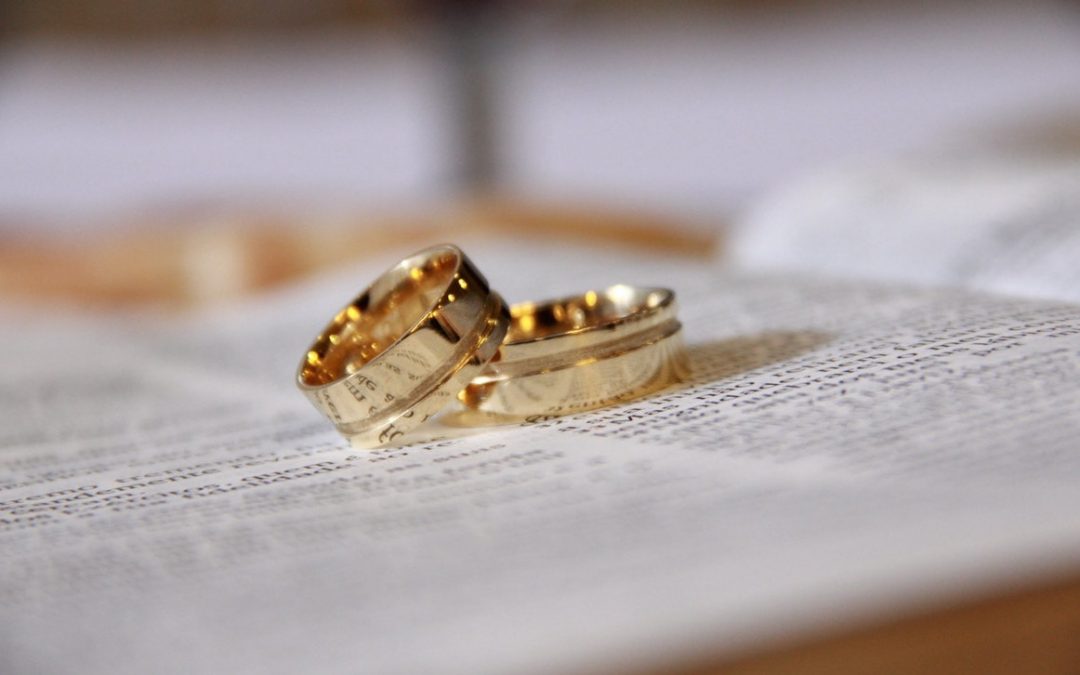 3 pyhien kirjoitusten periaatetta onnistuneeseen avioliittoon